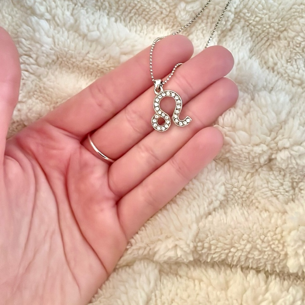 ♌️ 3/25$ Leo necklace